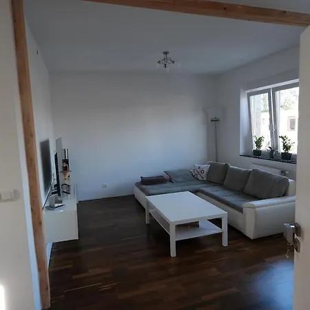 Schoenes Lichtdurchflutetes Apartment Krefeld