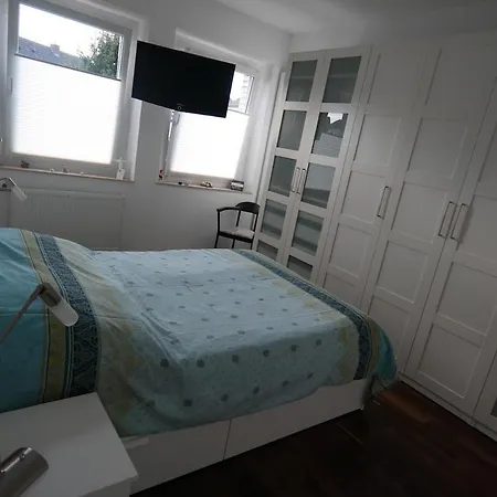 Schoenes Lichtdurchflutetes Apartment Krefeld